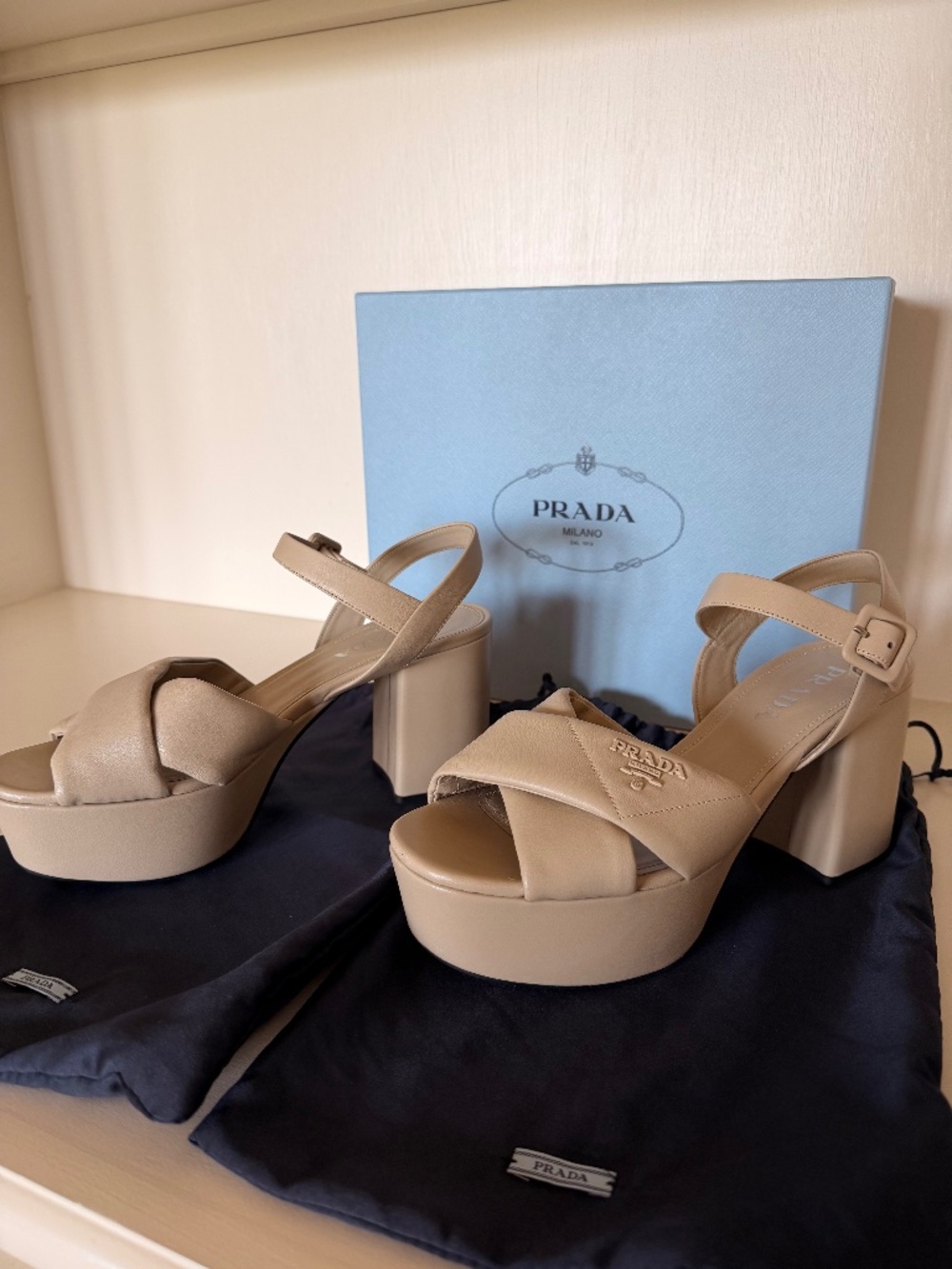 Sandal